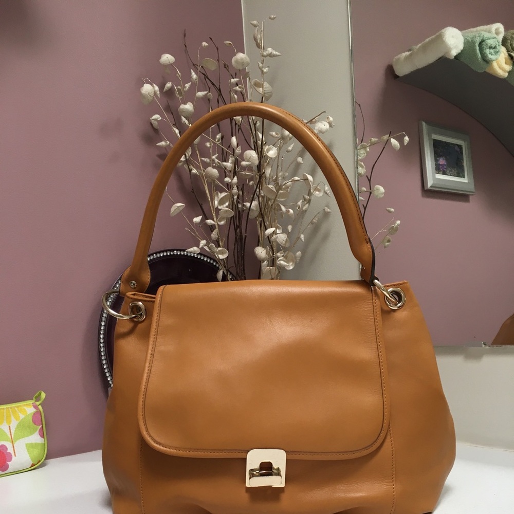 Leather bag